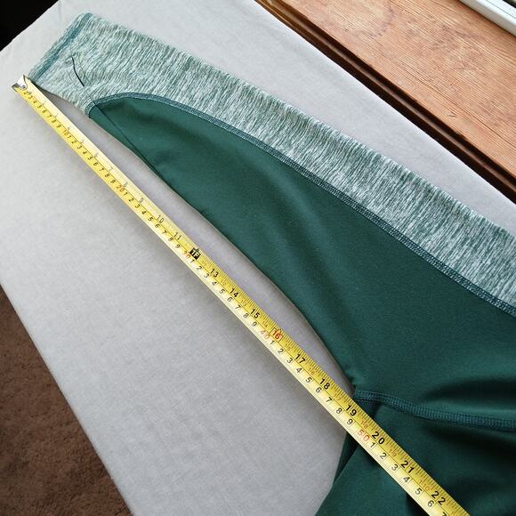 All in Motion Athletic Top YL (12/14) long sleeves thumb holes heathered Emerald - Picture 10 of 10